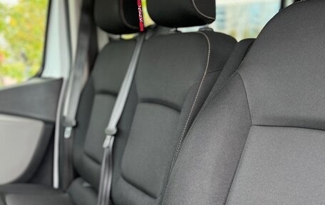 Renault Trafic, 2017 год, 2 000 000 рублей, 5 фотография