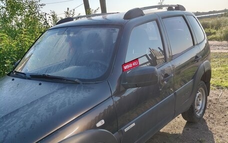 Chevrolet Niva I рестайлинг, 2012 год, 350 000 рублей, 3 фотография