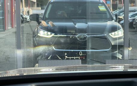 Toyota Highlander, 2025 год, 5 200 000 рублей, 40 фотография