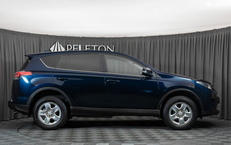 Toyota RAV4, 2018 год, 2 430 000 рублей, 7 фотография