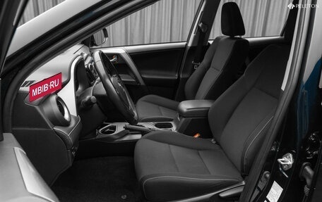 Toyota RAV4, 2018 год, 2 430 000 рублей, 11 фотография
