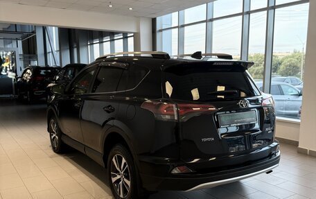 Toyota RAV4, 2015 год, 2 020 000 рублей, 8 фотография