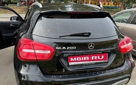 Mercedes-Benz GLA, 2016 год, 1 850 000 рублей, 5 фотография