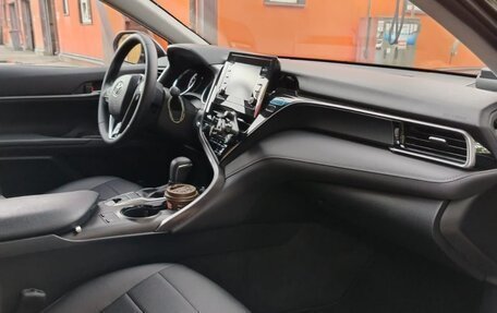 Toyota Camry, 2021 год, 500 000 рублей, 3 фотография