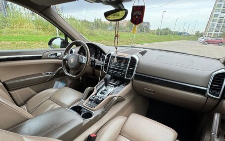 Porsche Cayenne III, 2014 год, 2 800 000 рублей, 17 фотография