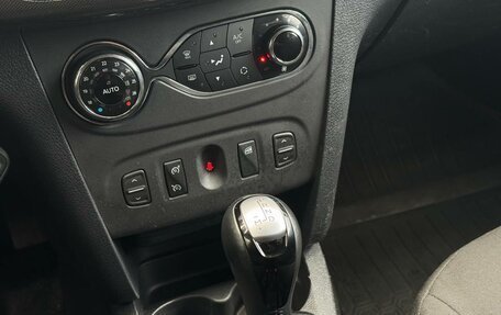 Renault Sandero II рестайлинг, 2018 год, 949 000 рублей, 14 фотография