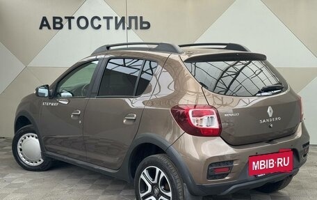 Renault Sandero II рестайлинг, 2018 год, 949 000 рублей, 4 фотография