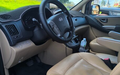 Hyundai Grand Starex Grand Starex I рестайлинг 2, 2014 год, 2 100 000 рублей, 7 фотография