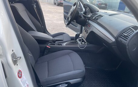 BMW 1 серия, 2011 год, 795 000 рублей, 17 фотография