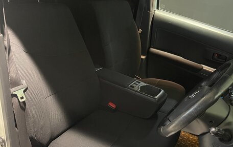 Toyota bB II рестайлинг, 2009 год, 630 000 рублей, 9 фотография