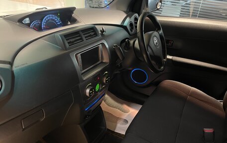 Toyota bB II рестайлинг, 2009 год, 630 000 рублей, 14 фотография