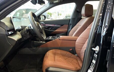 BMW 5 серия, 2025 год, 8 800 000 рублей, 19 фотография