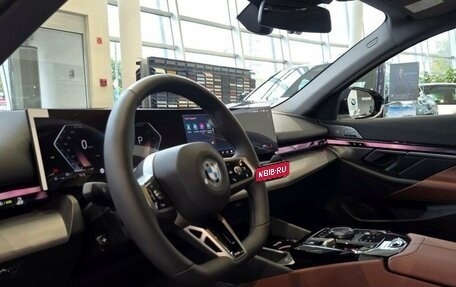 BMW 5 серия, 2025 год, 8 800 000 рублей, 23 фотография
