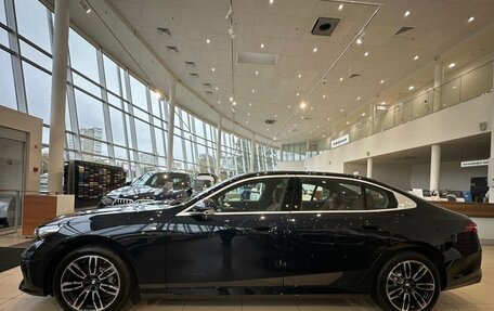BMW 5 серия, 2025 год, 8 800 000 рублей, 6 фотография