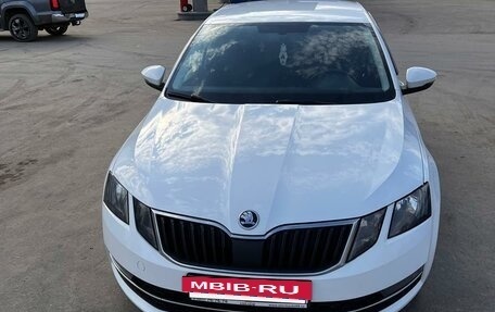 Skoda Octavia, 2018 год, 1 590 000 рублей, 2 фотография