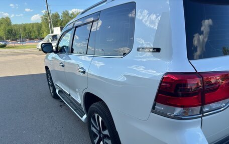 Toyota Land Cruiser 200, 2017 год, 5 500 000 рублей, 8 фотография