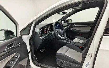 Volkswagen Golf VIII, 2025 год, 2 650 035 рублей, 16 фотография