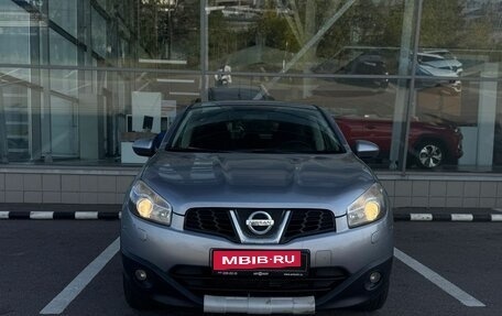 Nissan Qashqai, 2010 год, 915 000 рублей, 2 фотография