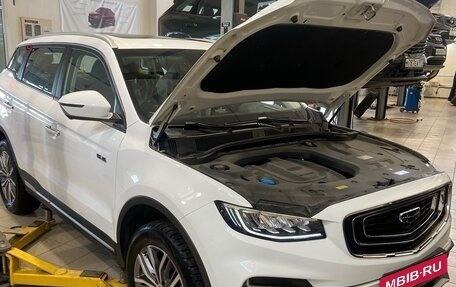 Geely Atlas, 2024 год, 2 200 000 рублей, 4 фотография