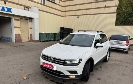 Volkswagen Tiguan II, 2018 год, 2 700 000 рублей, 7 фотография