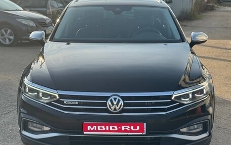 Volkswagen Passat B8 рестайлинг, 2020 год, 3 180 000 рублей, 1 фотография