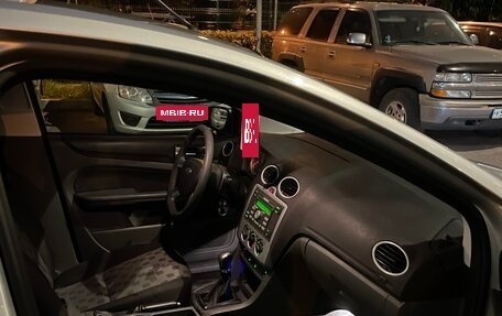 Ford Focus II рестайлинг, 2006 год, 300 000 рублей, 10 фотография