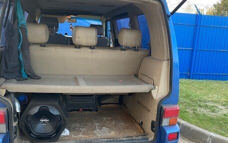 Volkswagen Caravelle T4, 1999 год, 560 000 рублей, 2 фотография