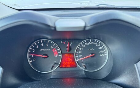 Nissan Note II рестайлинг, 2010 год, 490 000 рублей, 12 фотография