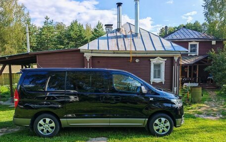 Hyundai Grand Starex Grand Starex I рестайлинг 2, 2019 год, 2 800 000 рублей, 6 фотография