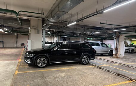Volkswagen Passat B8 рестайлинг, 2020 год, 3 180 000 рублей, 13 фотография