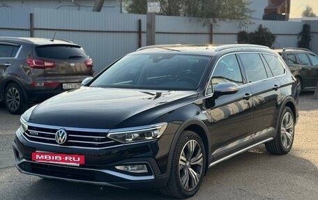 Volkswagen Passat B8 рестайлинг, 2020 год, 3 180 000 рублей, 8 фотография