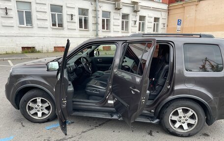 Honda Pilot III рестайлинг, 2012 год, 1 670 000 рублей, 9 фотография