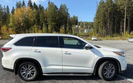 Toyota Highlander III, 2014 год, 3 050 000 рублей, 6 фотография