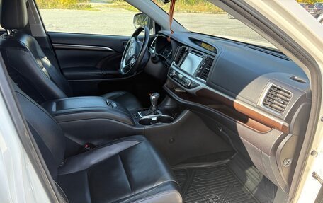 Toyota Highlander III, 2014 год, 3 050 000 рублей, 9 фотография
