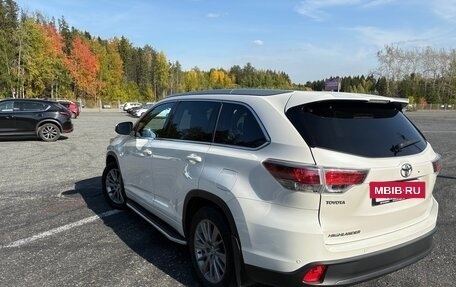 Toyota Highlander III, 2014 год, 3 050 000 рублей, 3 фотография