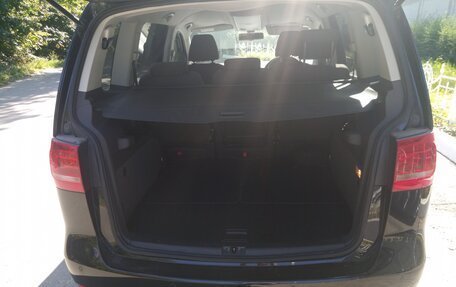 Volkswagen Touran III, 2011 год, 1 130 000 рублей, 19 фотография