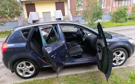 KIA cee'd I рестайлинг, 2009 год, 600 000 рублей, 7 фотография