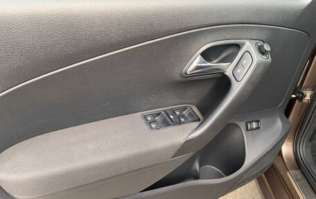 Volkswagen Polo VI (EU Market), 2018 год, 1 165 000 рублей, 13 фотография