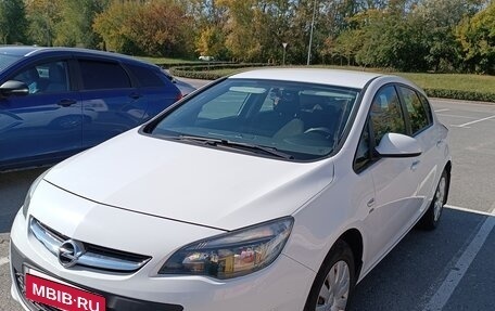 Opel Astra J, 2014 год, 1 270 000 рублей, 2 фотография