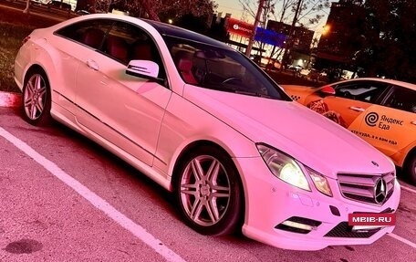Mercedes-Benz E-Класс, 2012 год, 1 400 000 рублей, 3 фотография