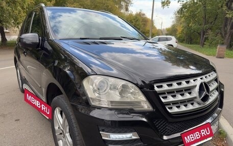 Mercedes-Benz M-Класс, 2010 год, 1 920 000 рублей, 2 фотография