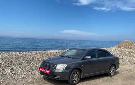 Toyota Avensis III рестайлинг, 2003 год, 720 000 рублей, 4 фотография