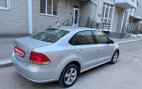 Volkswagen Polo VI (EU Market), 2013 год, 750 000 рублей, 5 фотография