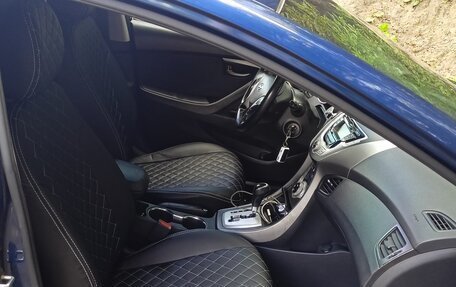 Hyundai Elantra V, 2012 год, 1 050 000 рублей, 11 фотография