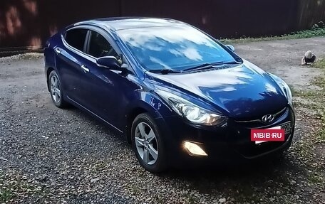 Hyundai Elantra V, 2012 год, 1 050 000 рублей, 2 фотография