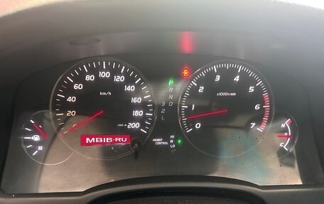 Toyota Land Cruiser Prado 120 рестайлинг, 2004 год, 1 990 000 рублей, 3 фотография