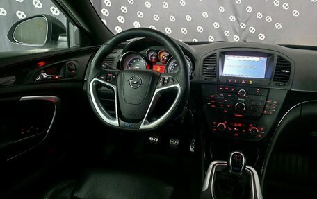 Opel Insignia OPC I рестайлинг, 2011 год, 1 080 000 рублей, 22 фотография