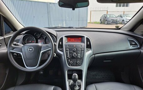 Opel Astra J, 2012 год, 700 000 рублей, 17 фотография