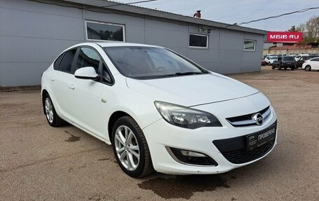 Opel Astra J, 2012 год, 700 000 рублей, 3 фотография