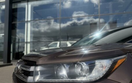 Toyota Highlander III, 2019 год, 2 995 000 рублей, 8 фотография